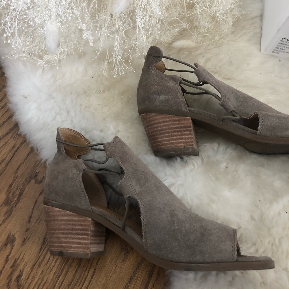 Lucky Brand Berrette opentoe suede bootie sandals